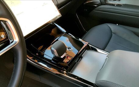 Land Rover Range Rover Sport, 2024 год, 175 000 рублей, 19 фотография