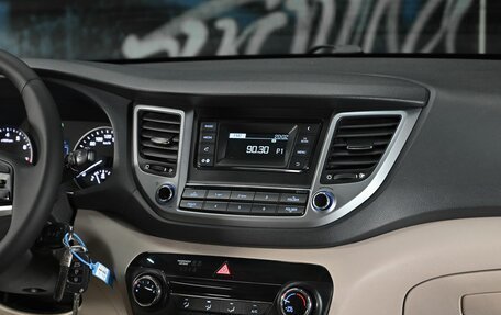 Hyundai Tucson III, 2018 год, 1 655 000 рублей, 10 фотография