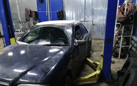 Mercedes-Benz C-Класс, 1994 год, 230 000 рублей, 4 фотография