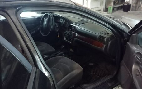 Dodge Stratus II, 2001 год, 60 000 рублей, 6 фотография