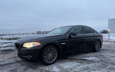 BMW 5 серия, 2013 год, 1 800 000 рублей, 2 фотография