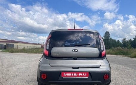 KIA Soul II рестайлинг, 2018 год, 1 360 000 рублей, 4 фотография