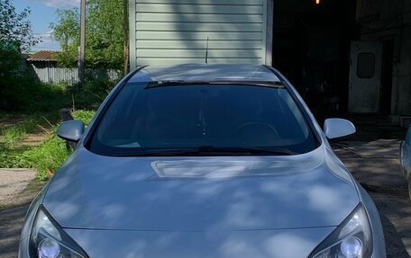 Opel Astra J, 2012 год, 900 000 рублей, 2 фотография