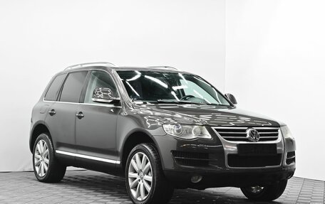 Volkswagen Touareg III, 2010 год, 1 195 000 рублей, 2 фотография