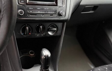 Volkswagen Polo VI (EU Market), 2013 год, 650 000 рублей, 10 фотография