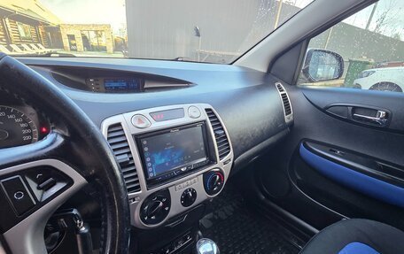 Hyundai i20 IB рестайлинг, 2010 год, 799 000 рублей, 12 фотография