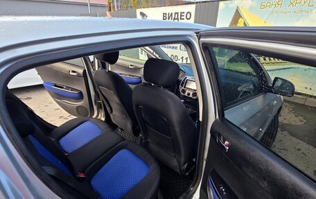 Hyundai i20 IB рестайлинг, 2010 год, 799 000 рублей, 19 фотография