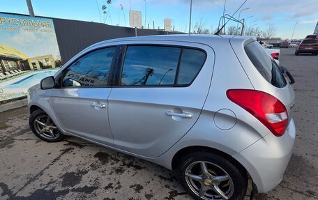 Hyundai i20 IB рестайлинг, 2010 год, 799 000 рублей, 22 фотография