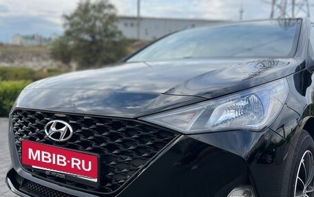 Hyundai Solaris II рестайлинг, 2020 год, 1 650 000 рублей, 2 фотография