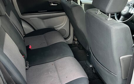 Suzuki SX4 II рестайлинг, 2007 год, 600 000 рублей, 16 фотография