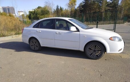 Daewoo Gentra II, 2014 год, 230 000 рублей, 1 фотография