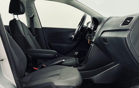 Volkswagen Polo VI (EU Market), 2016 год, 970 000 рублей, 12 фотография