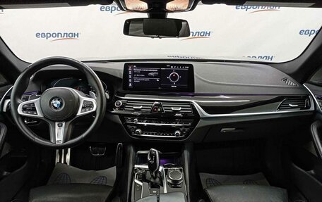 BMW 5 серия, 2020 год, 5 823 000 рублей, 5 фотография