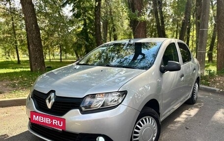 Renault Logan II, 2015 год, 455 000 рублей, 8 фотография