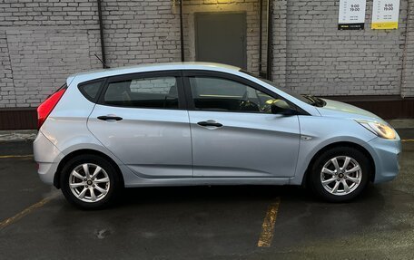 Hyundai Solaris II рестайлинг, 2012 год, 575 000 рублей, 5 фотография