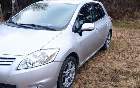 Toyota Auris II, 2011 год, 955 000 рублей, 4 фотография