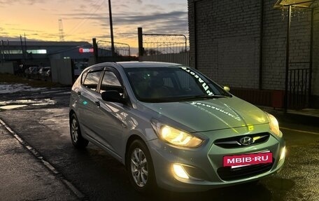 Hyundai Solaris II рестайлинг, 2012 год, 575 000 рублей, 8 фотография