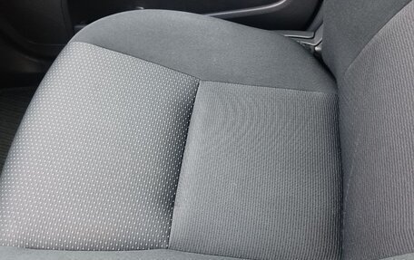 Toyota Auris II, 2011 год, 955 000 рублей, 11 фотография