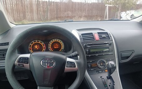 Toyota Auris II, 2011 год, 955 000 рублей, 9 фотография