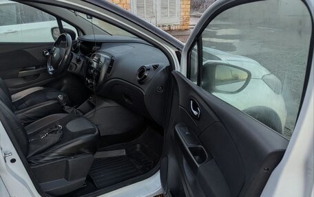 Renault Kaptur I рестайлинг, 2017 год, 1 800 000 рублей, 3 фотография