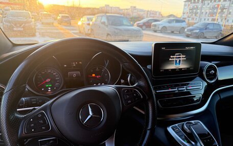 Mercedes-Benz V-Класс, 2016 год, 6 200 000 рублей, 5 фотография