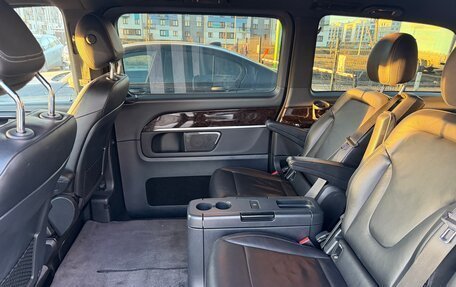 Mercedes-Benz V-Класс, 2016 год, 6 200 000 рублей, 10 фотография