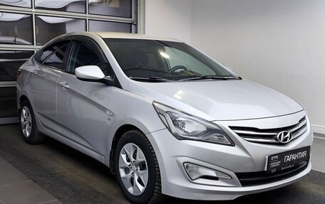 Hyundai Solaris II рестайлинг, 2016 год, 899 000 рублей, 3 фотография