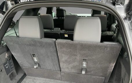 Land Rover Discovery IV, 2025 год, 13 900 000 рублей, 15 фотография