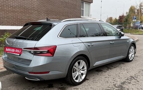 Skoda Superb III рестайлинг, 2019 год, 4 000 000 рублей, 18 фотография