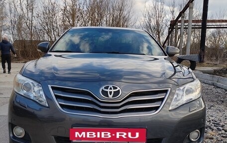 Toyota Camry, 2011 год, 1 600 000 рублей, 10 фотография