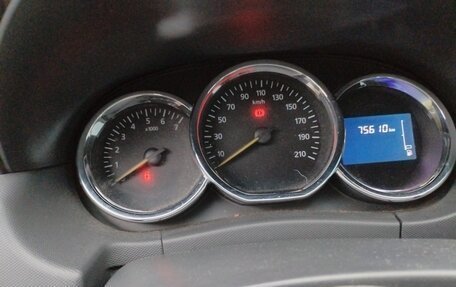 Renault Duster I рестайлинг, 2016 год, 1 200 000 рублей, 17 фотография