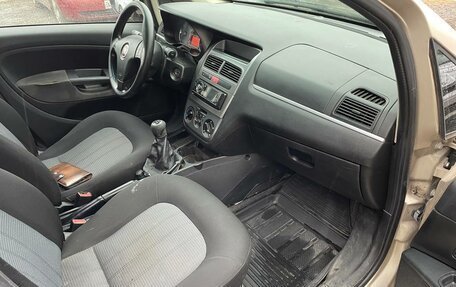 Fiat Linea, 2011 год, 550 000 рублей, 10 фотография