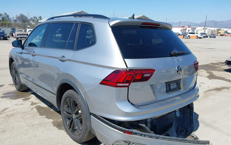 Volkswagen Tiguan II, 2022 год, 2 510 000 рублей, 3 фотография