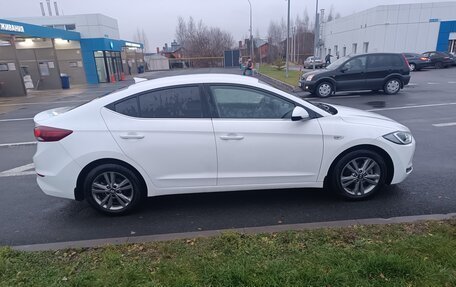 Hyundai Elantra VI рестайлинг, 2017 год, 1 700 000 рублей, 2 фотография