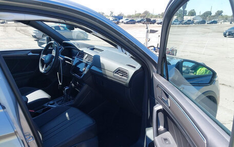 Volkswagen Tiguan II, 2022 год, 2 510 000 рублей, 9 фотография