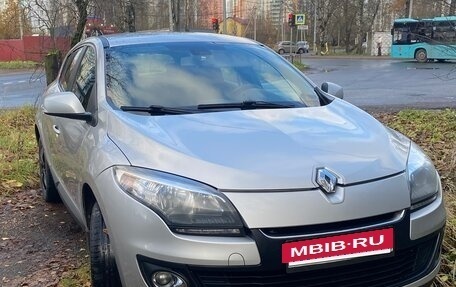 Renault Megane III, 2014 год, 870 000 рублей, 2 фотография