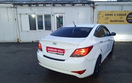 Hyundai Solaris II рестайлинг, 2015 год, 680 000 рублей, 5 фотография