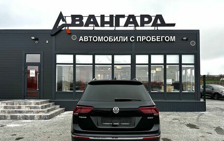 Volkswagen Tiguan II, 2018 год, 2 850 000 рублей, 5 фотография