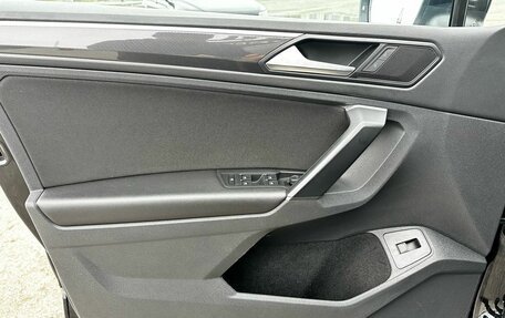 Volkswagen Tiguan II, 2018 год, 2 850 000 рублей, 13 фотография