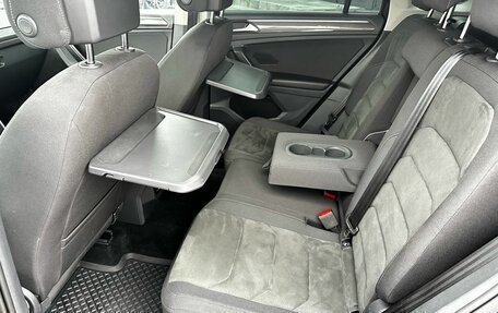 Volkswagen Tiguan II, 2018 год, 2 850 000 рублей, 27 фотография