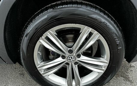 Volkswagen Tiguan II, 2018 год, 2 850 000 рублей, 31 фотография