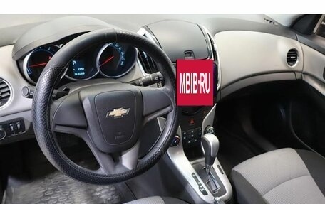 Chevrolet Cruze II, 2014 год, 786 000 рублей, 6 фотография