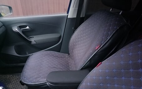 Volkswagen Polo VI (EU Market), 2011 год, 600 000 рублей, 10 фотография