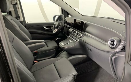 Mercedes-Benz V-Класс, 2024 год, 14 400 000 рублей, 16 фотография