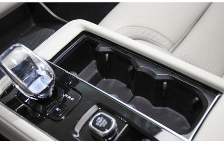 Volvo XC90 II рестайлинг, 2025 год, 12 190 190 рублей, 15 фотография