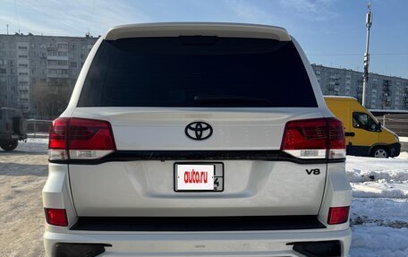 Toyota Land Cruiser 200, 2016 год, 6 500 000 рублей, 5 фотография