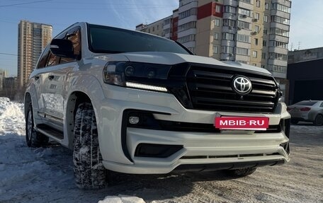Toyota Land Cruiser 200, 2016 год, 6 500 000 рублей, 10 фотография