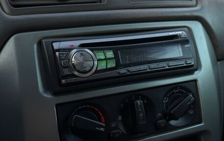 Mitsubishi Galant VIII, 2002 год, 350 000 рублей, 13 фотография