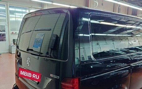 Volkswagen Multivan T6 рестайлинг, 2022 год, 8 499 000 рублей, 3 фотография