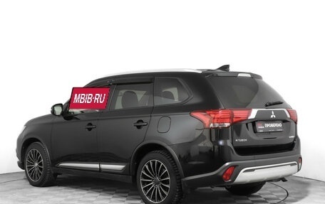 Mitsubishi Outlander III рестайлинг 3, 2019 год, 2 330 000 рублей, 7 фотография